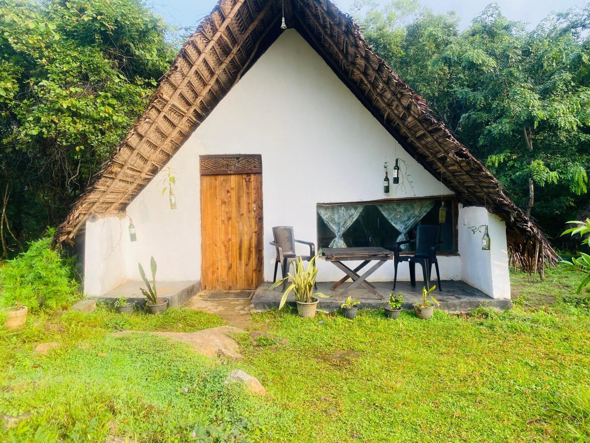 The Forest Edge Resort Dambulla Extérieur photo